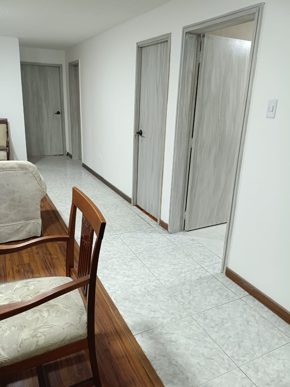 Circulación interior y puertas renovadas
